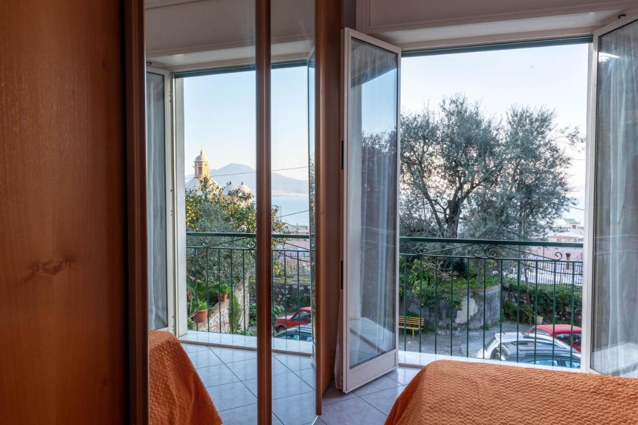 La Terrazza Lägenhet Vico Equense Exteriör bild