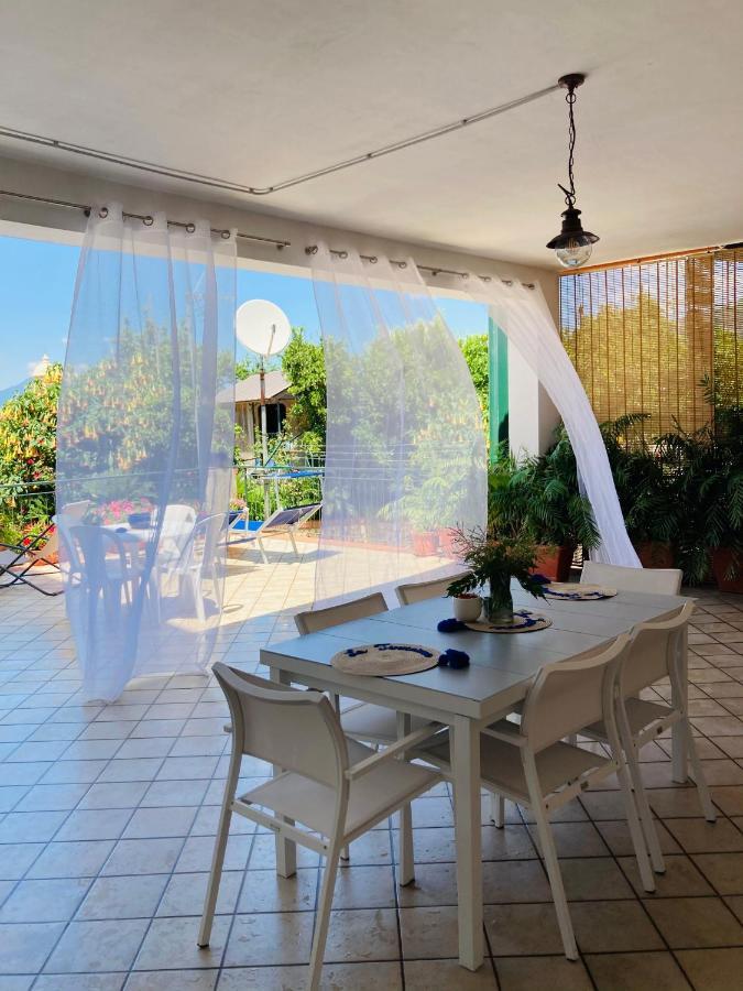 La Terrazza Lägenhet Vico Equense Exteriör bild